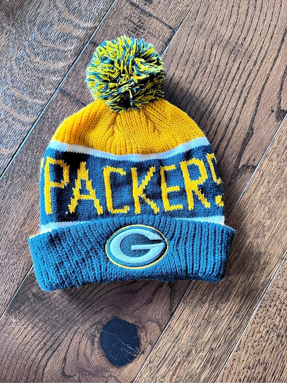 Forty Seven Brand Green Bay Packers Raised Cuff Pom Knit Packers Knit Pom Beanie